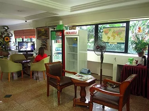 Fotos del hotel OYO 390 Mayview Glory Hotel:  8