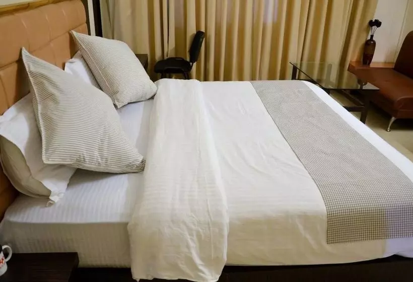 Fotos del hotel Oyo Premium Manoj Pandey Chowk:  17