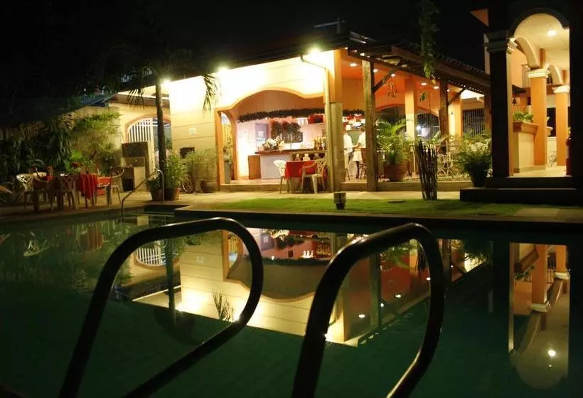Fotos del hotel Marquis Hotel & Restaurant:  22