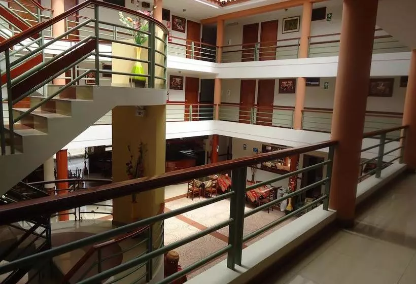 Fotos del hotel Tornado:  6