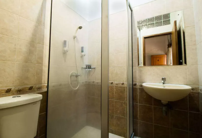 Fotos del hotel De  Tropis Family Guest House:  5