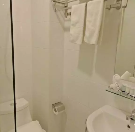Fotos del hotel Faithview Hotel & Suites:  6