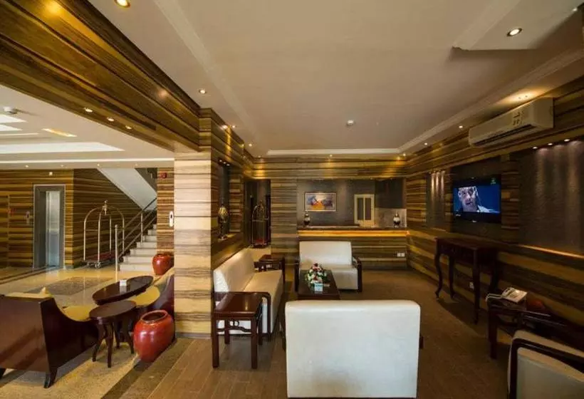 Fotos del hotel Lafontaine Al Shrooq Suites:  5