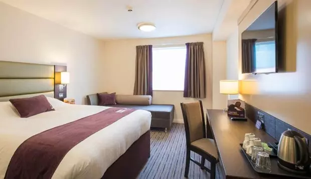 Fotos del hotel Premier Inn Lichfield City Centre:  2