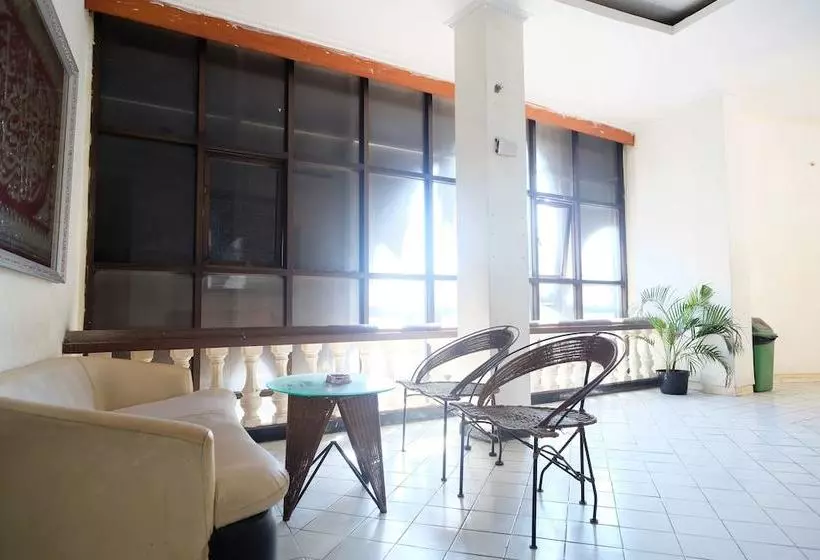 Fotos del hotel Zen Rooms Basic Kalimas Sunan Ampel:  4