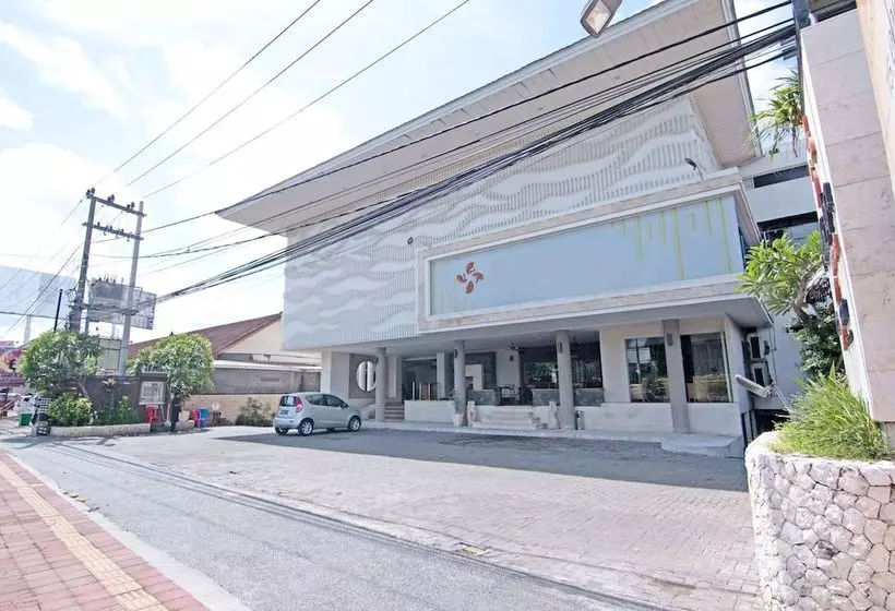 Fotos del hotel Zen Rooms Kuta Sunset Road:  22
