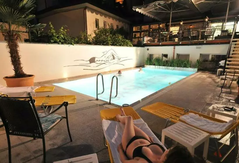 Fotos del hotel Baslertor Summer Pool:  4