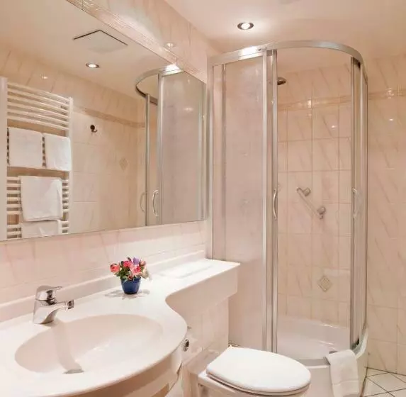 Fotos del hotel Am Heideloffplatz:  6