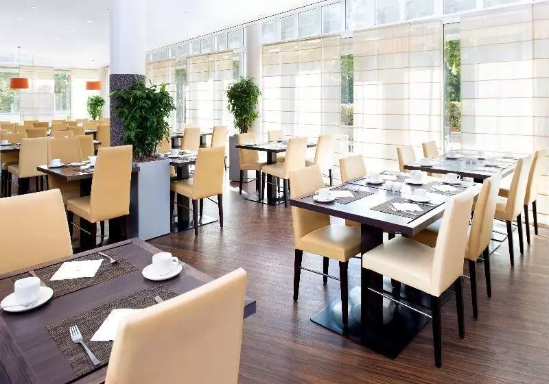 Fotos del hotel Nh Berlin Potsdam Conference Center:  11