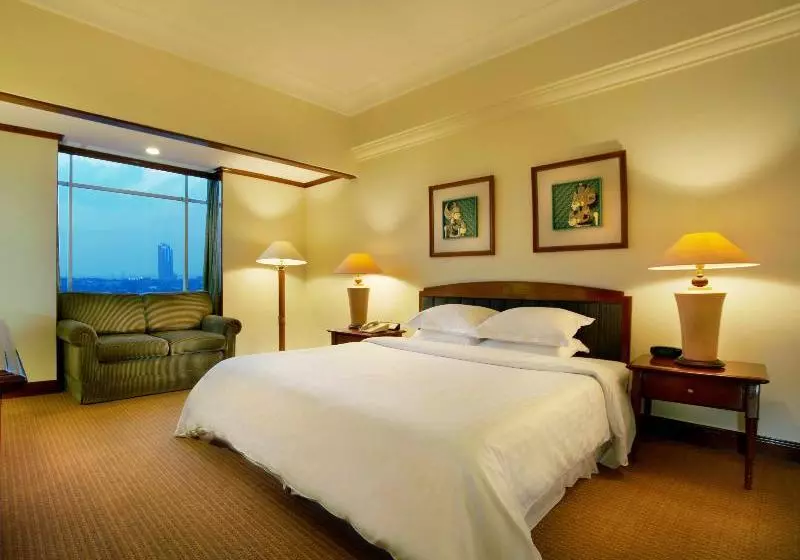 Fotos del hotel The Media Hotel And Towers:  10