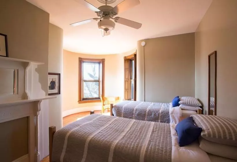 Fotos del hotel Found Places Capitol Hill Bed And Breakfast:  10