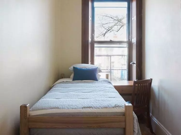 Fotos del hotel Found Places Capitol Hill Bed And Breakfast:  18