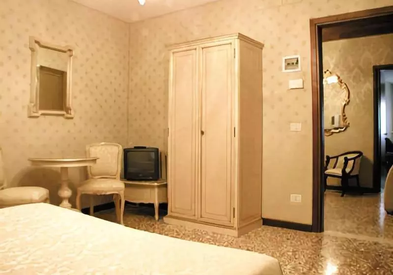 Fotos del hotel Locanda Armizo:  5