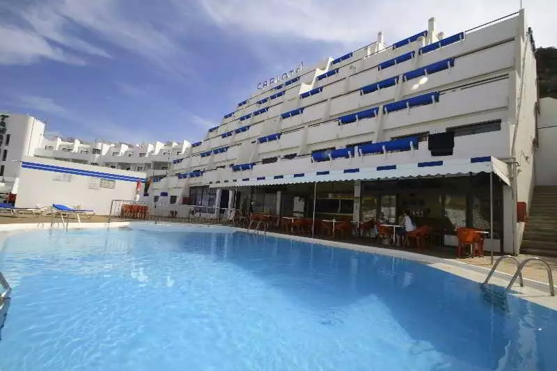 Fotos del hotel Apartamentos Carlota:  9