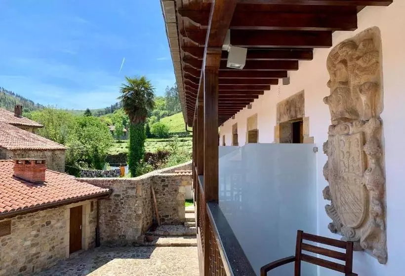 Fotos del hotel Suites Valles Pasiegos:  3