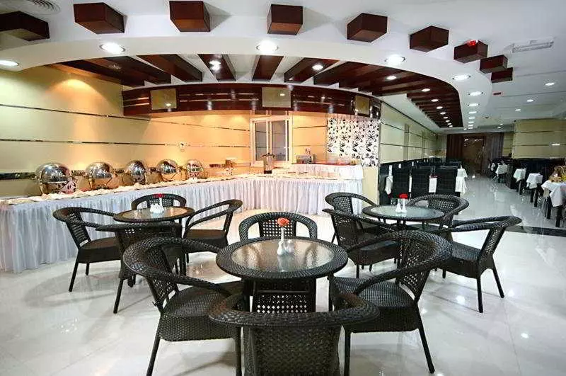 Golden Square  Apartments