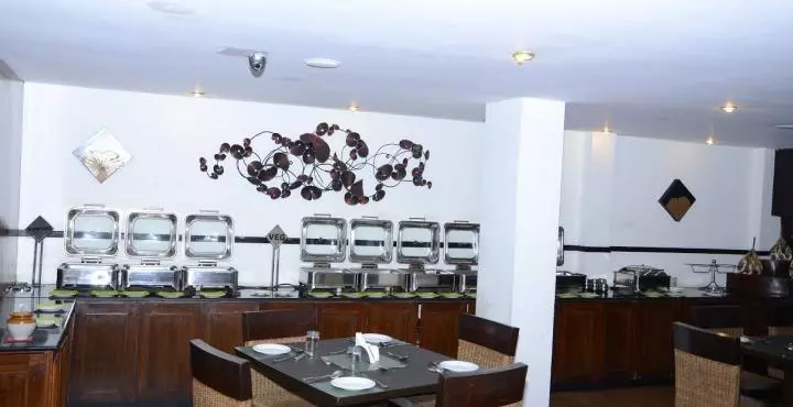 Fotos del hotel Treebo Tryst F One Park Front:  9