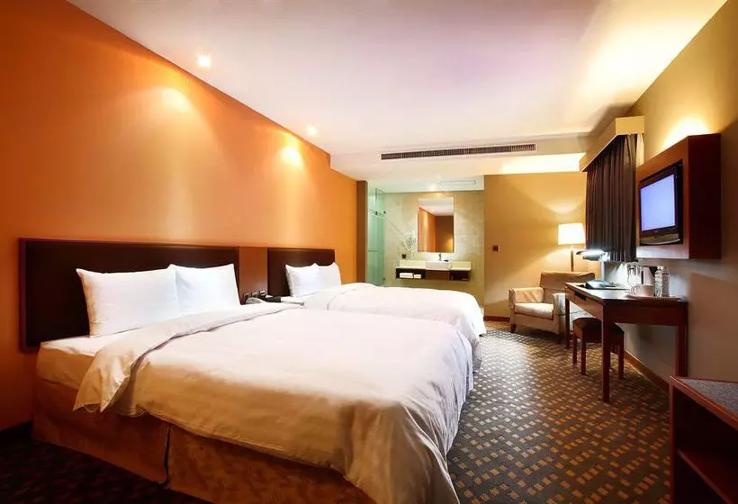 Fotos del hotel Orange Hoteltaichung Park:  2