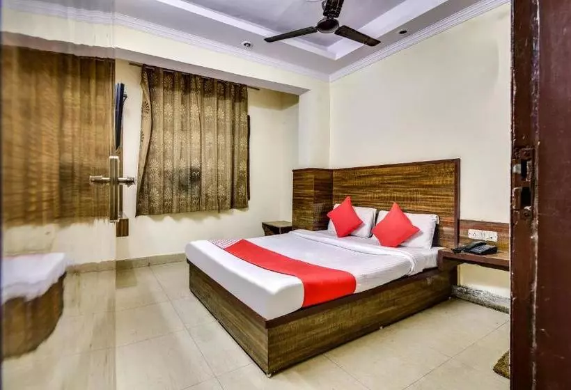 Fotos del hotel Arti Palace:  4