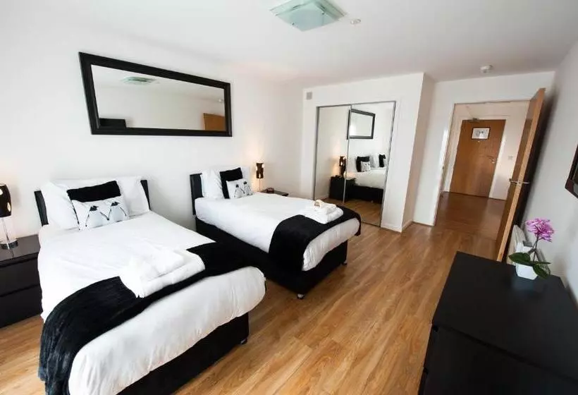 Westport Serviced Apartments