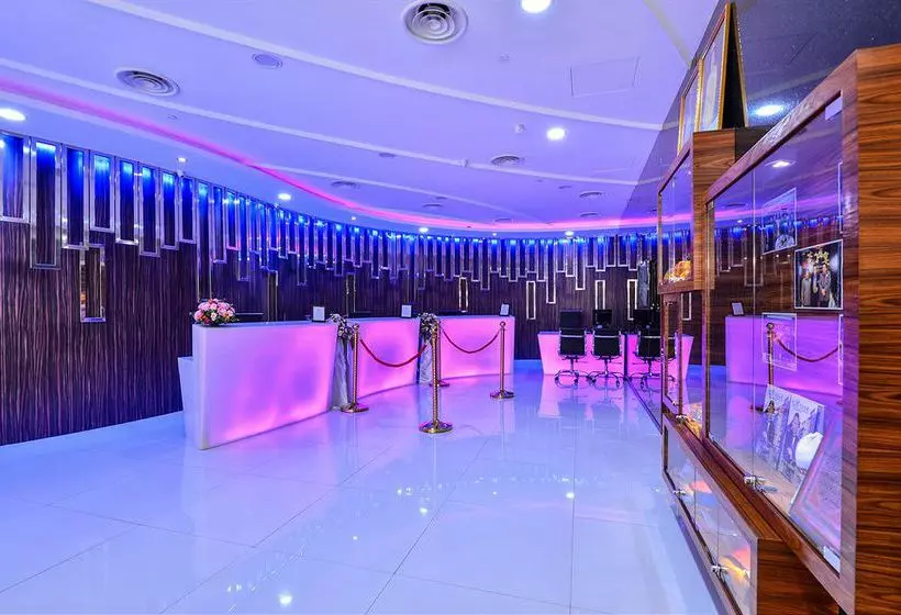 Fotos del hotel The Ttanz:  17