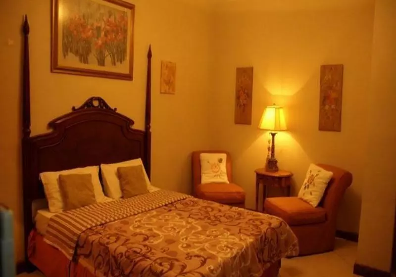 Fotos del hotel Villa Pakem:  1