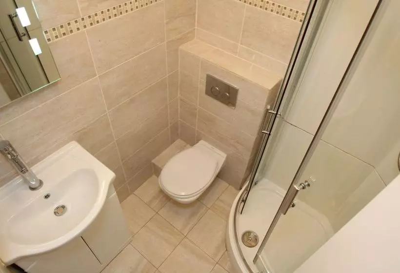 Fotos del hotel Castletown House:  16