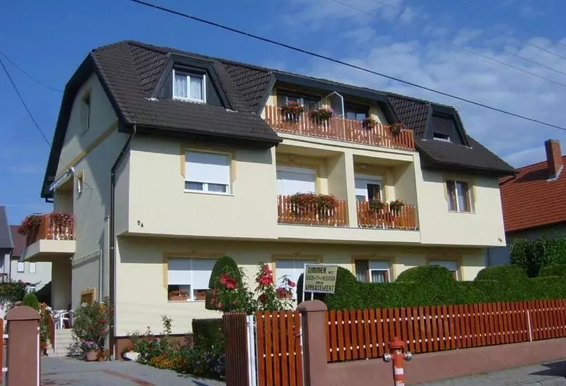 Fotos del hotel Judit Vendégház:  3