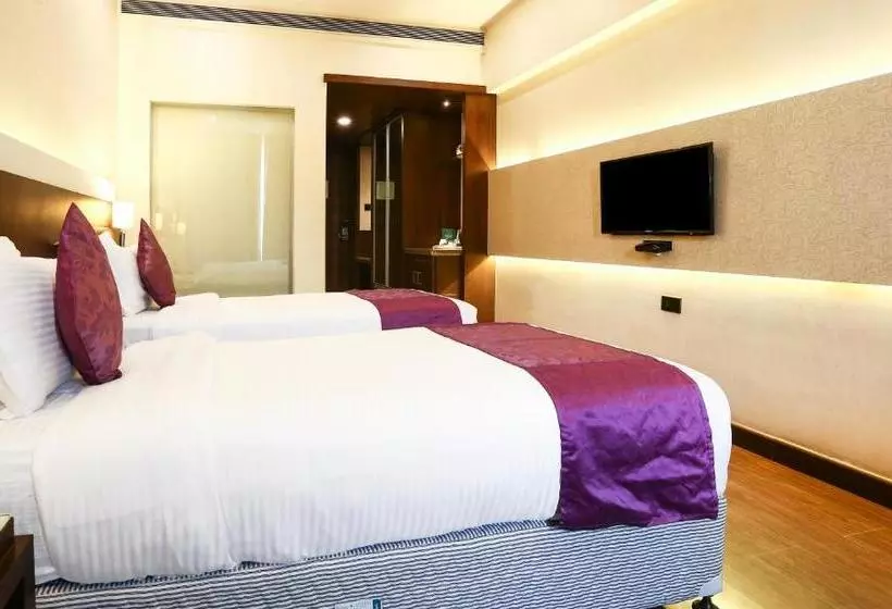 Fotos del hotel Treebo Tryst Eden Residency South City 1:  24