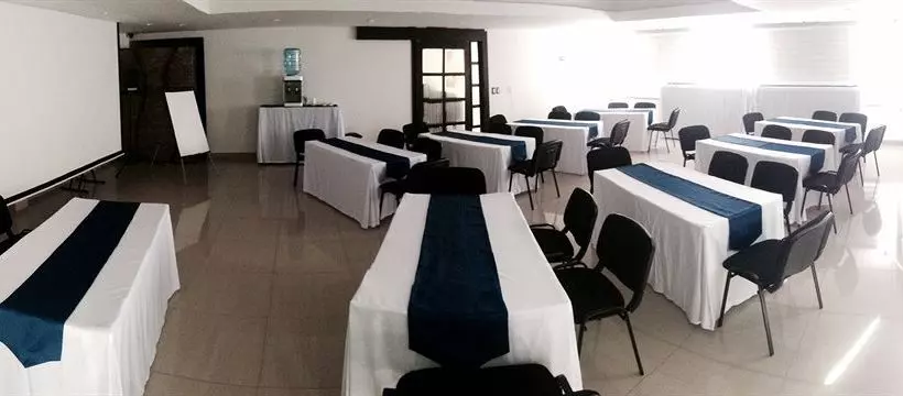 Fotos del hotel Colombians Suite International:  11