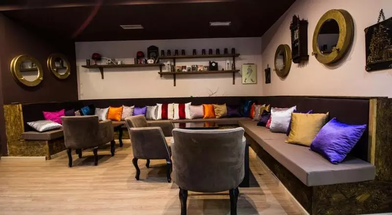 Fotos del hotel Eagle Tirana:  4