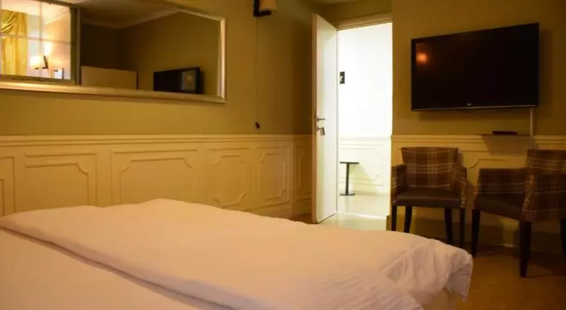 Fotos del hotel Eagle Tirana:  14