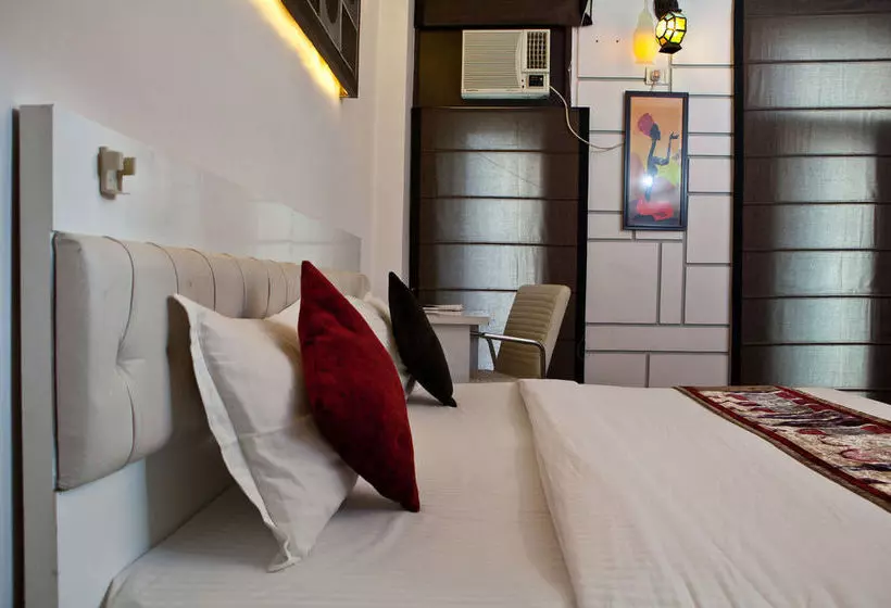 Fotos del hotel Oyo Rooms Rajouri Garden:  16