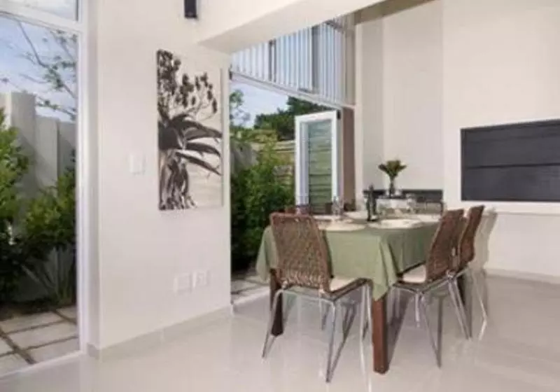 Fotos del hotel Hermanus Luxury Apartments:  5