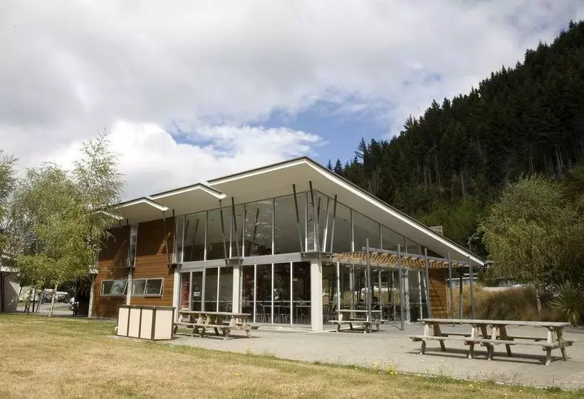 Fotos del hotel Queenstown Lakeview Holiday Park:  25