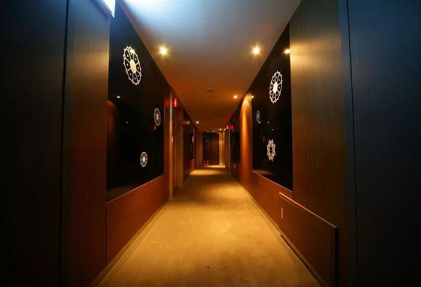 Fotos del hotel Lanuit:  14