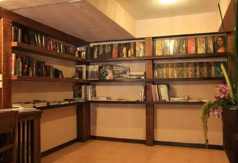 Fotos del hotel 1 Nimman Gallery:  25