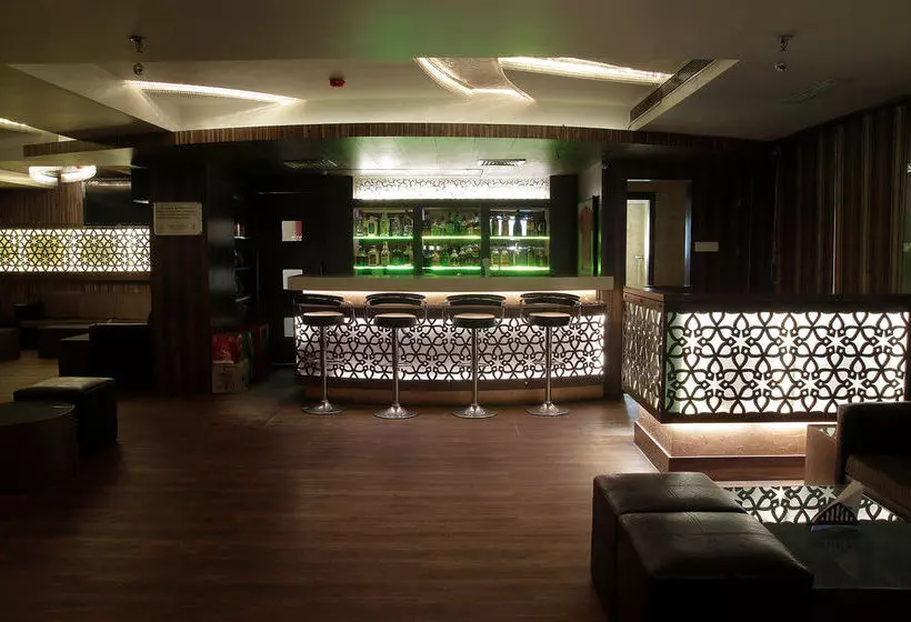 Fotos del hotel Oyo Premium Salt Lake Karunamoyee:  5