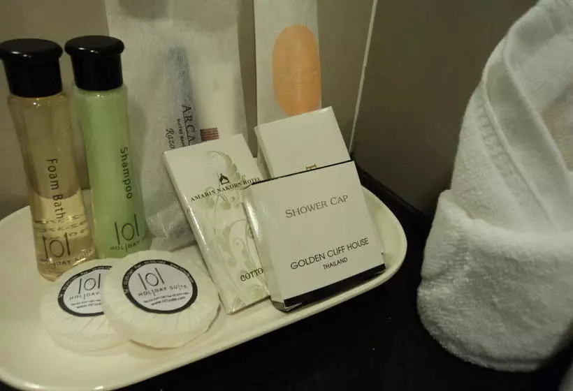 Fotos del hotel 101 Holiday Suite:  9