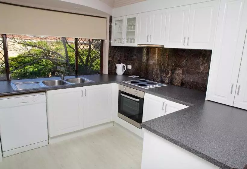 Fotos del hotel Grangewood Court Apartments:  4