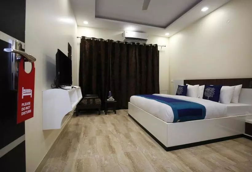 Fotos del hotel Fabhotel Shashank Villa:  15