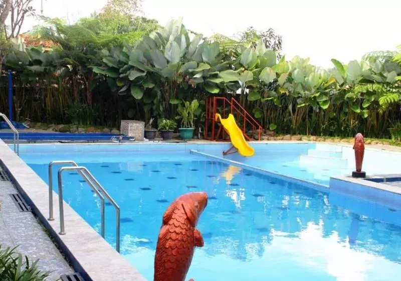 Fotos del hotel Albis Hotel Ciwidey Bandung:  2