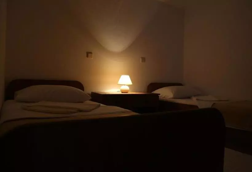 Fotos del hotel Pansion Devotions:  9