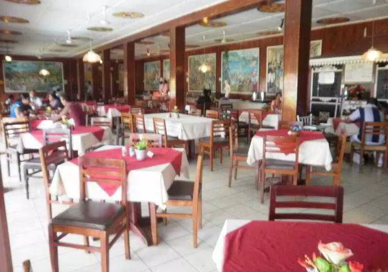 Fotos del hotel Sunils Beach Hotel:  3