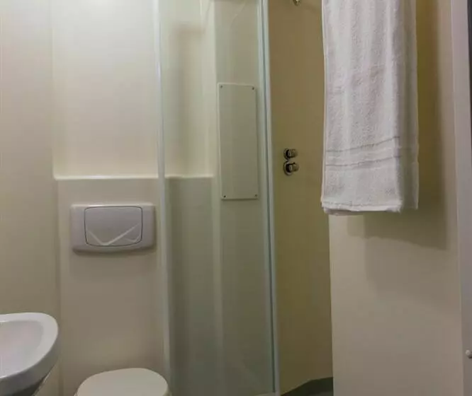 Fotos del hotel West Park Summer Campus:  7