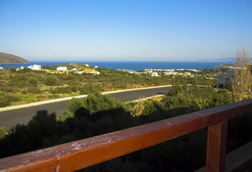 Fotos del hotel Mikro Village:  7