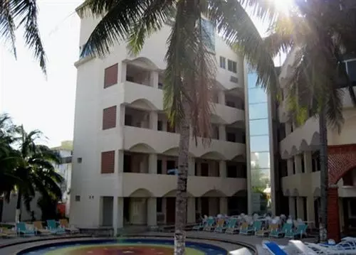 Costa Sol Hotel & Villas