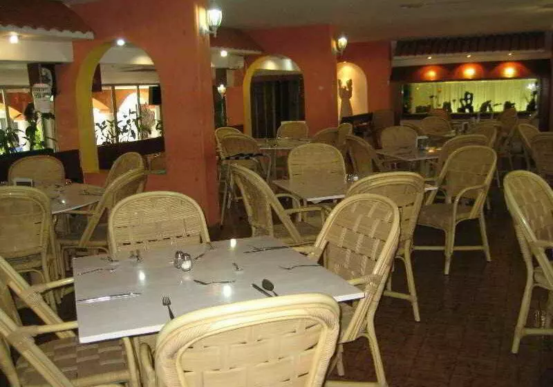 Fotos del hotel Costa Sol Hotel & Villas:  4