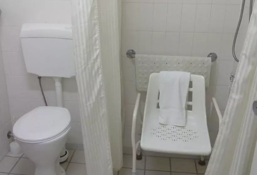 Fotos del hotel Cluden Park Motor Inn:  14