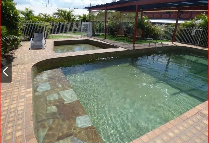 Fotos del hotel Cluden Park Motor Inn:  2